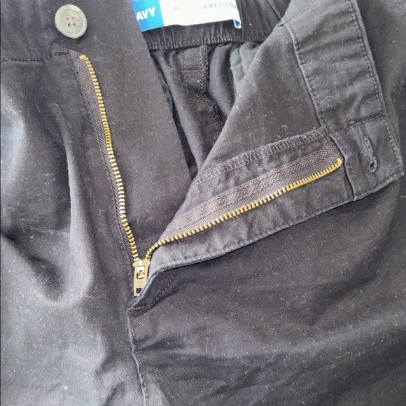 Khaki shorts - Picture 5 of 7